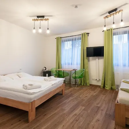U Kabinky Hotel 4*