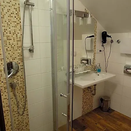 U Kabinky Hotel 4*