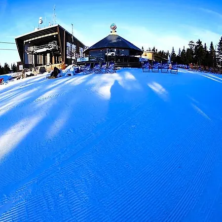 Hotel U Kabinky 4*