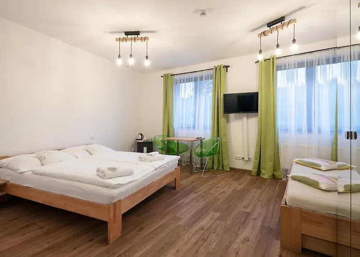 U Kabinky Hotel 4*
